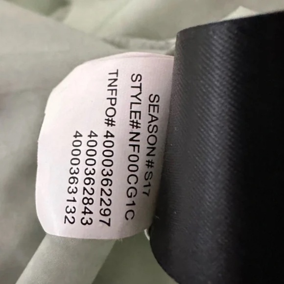 The North Face Adjustable Green Rain Jacket (S) - Picture 9 of 13